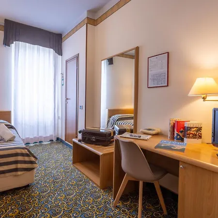Hotel Giardinetto Desenzano del Garda Exterior photo