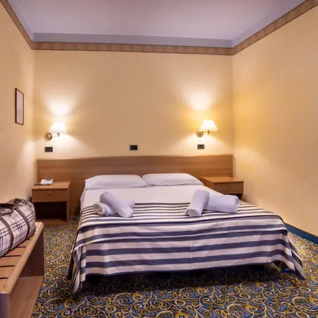 Hotel Giardinetto Desenzano del Garda Exterior photo